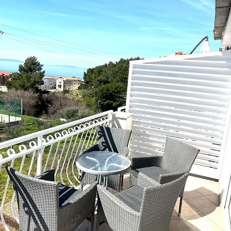 Apartments Toni Подстрана Екстер'єр фото