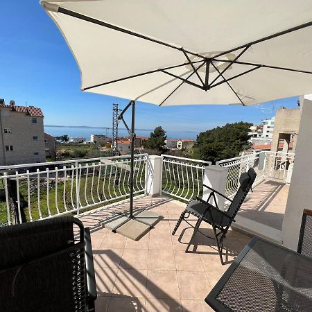 Apartments Toni Подстрана Екстер'єр фото