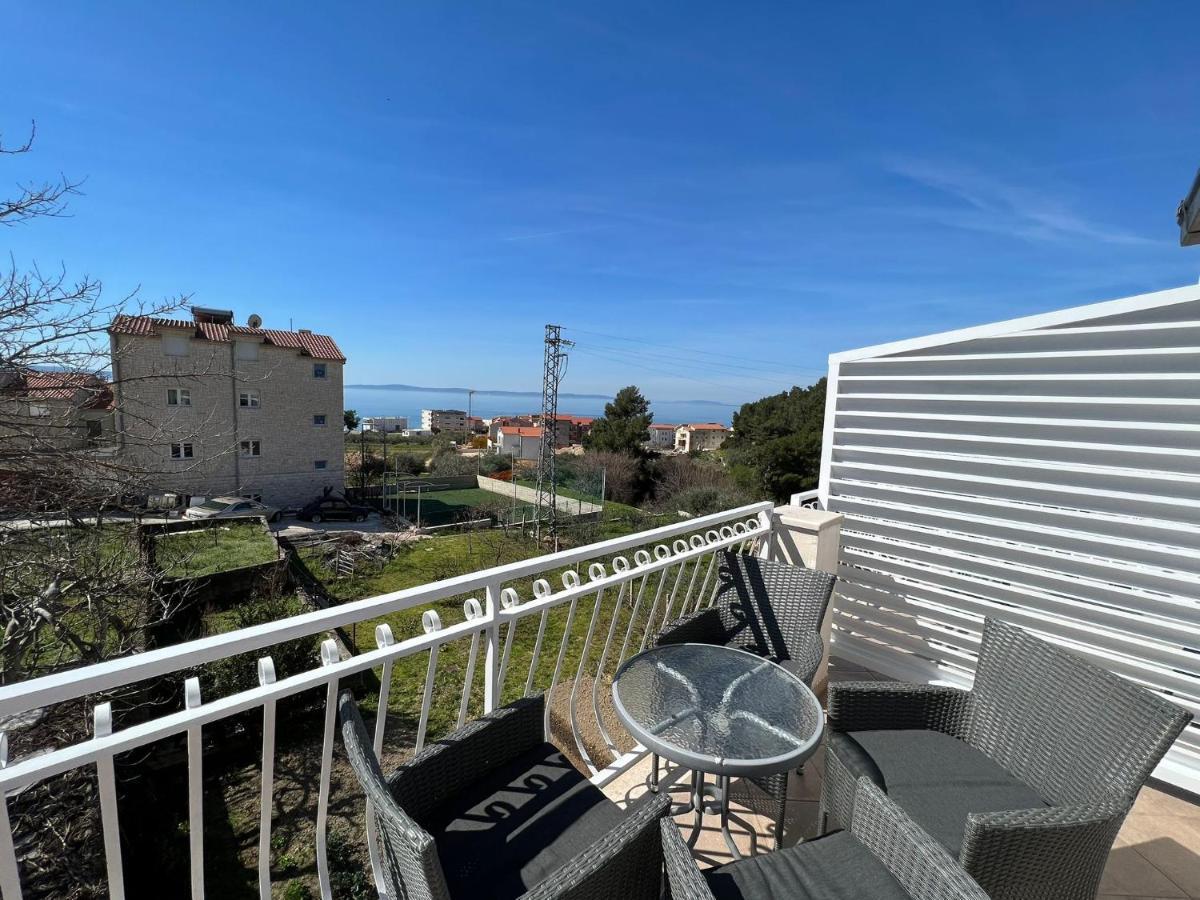 Apartments Toni Подстрана Екстер'єр фото