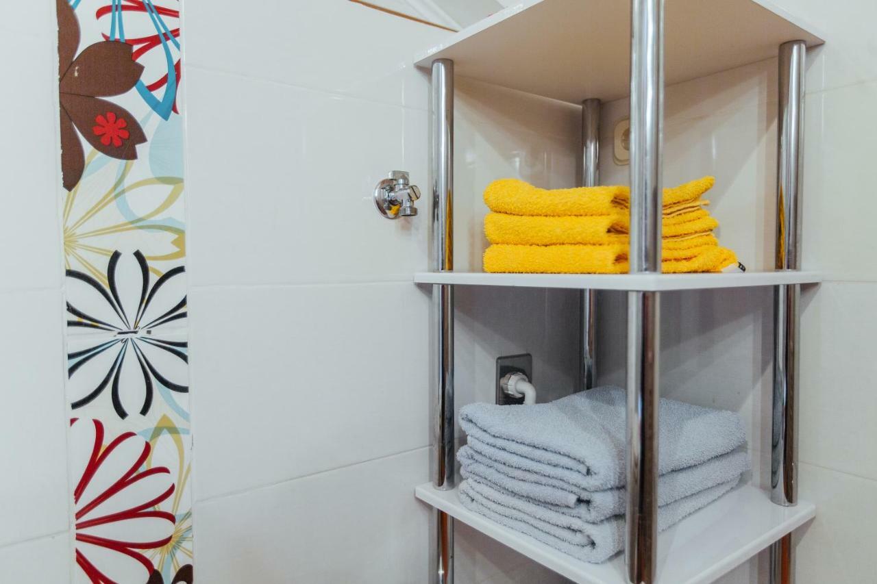 Apartments Toni Подстрана Екстер'єр фото